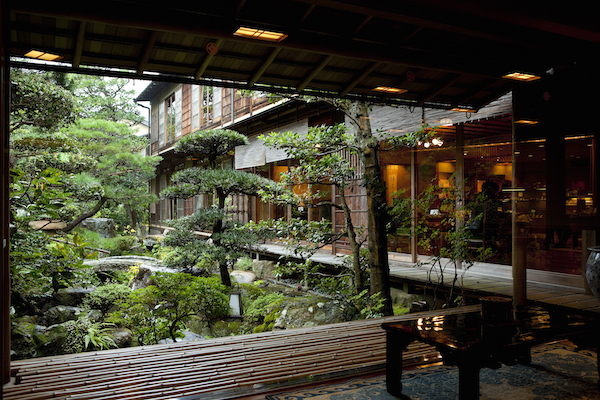 nishi-garden-balcony-600x400